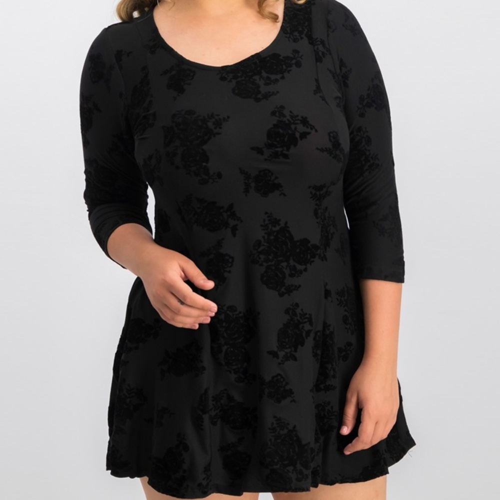 Planet Gold junior L fit and flare mini dress flocked 3/4 sleeve whimsigoth